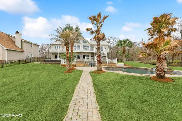 13554 Bayou Terrace Drive, St. Amant, LA 70774