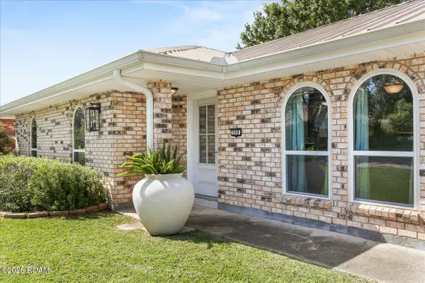 208 Santa Cruz Court, Luling, LA 70070