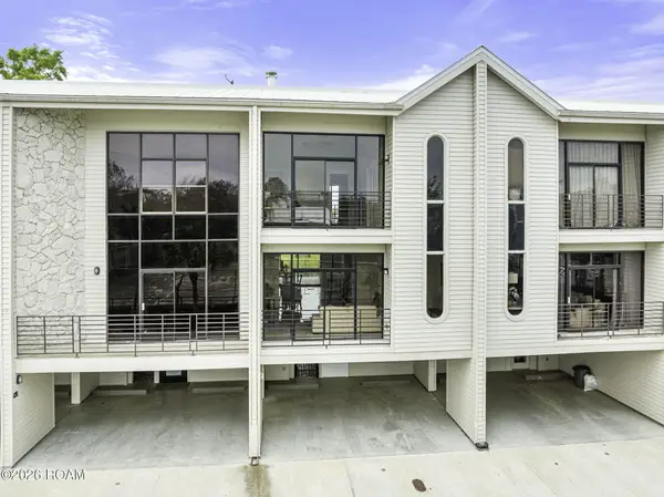 127 La-22, Madisonville, LA 70447