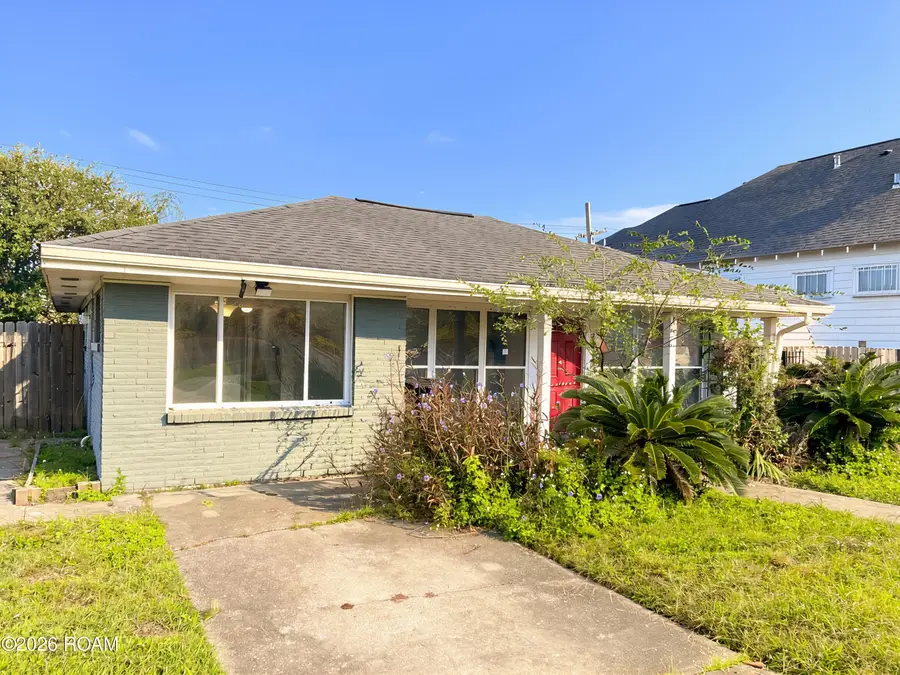 1004 Cougar Drive, Arabi, LA 70032 - #2