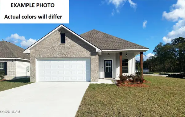 133 Rustling Oaks Drive, Gray, LA 70359