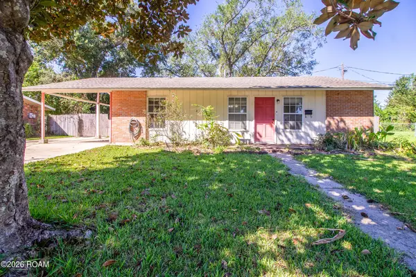 523 Oak Allee Drive, Laplace, LA 70068