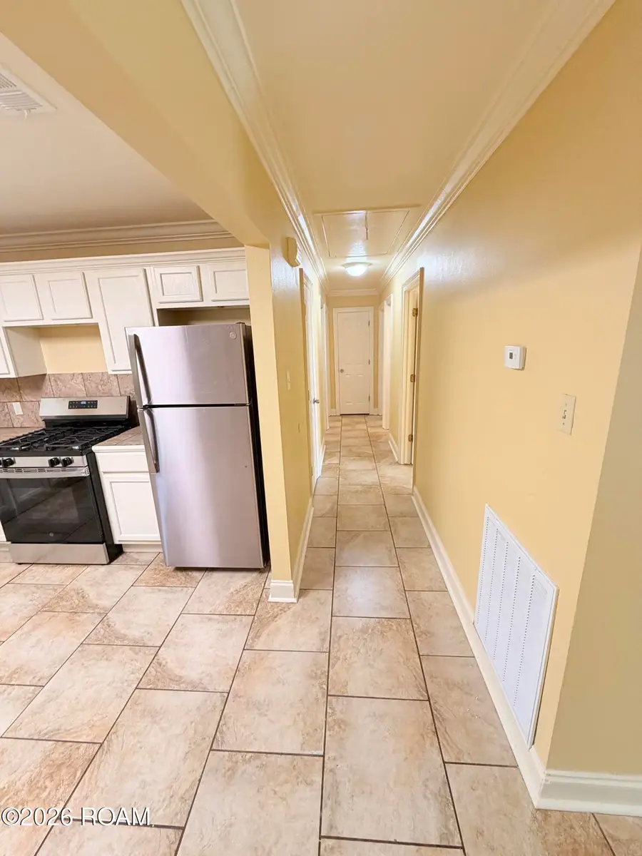239 Rivercrest Avenue, Baton Rouge, LA 70807 - #3