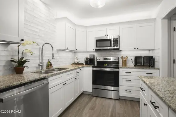 7605 N Jefferson Pl Circle, Baton Rouge, LA 70809