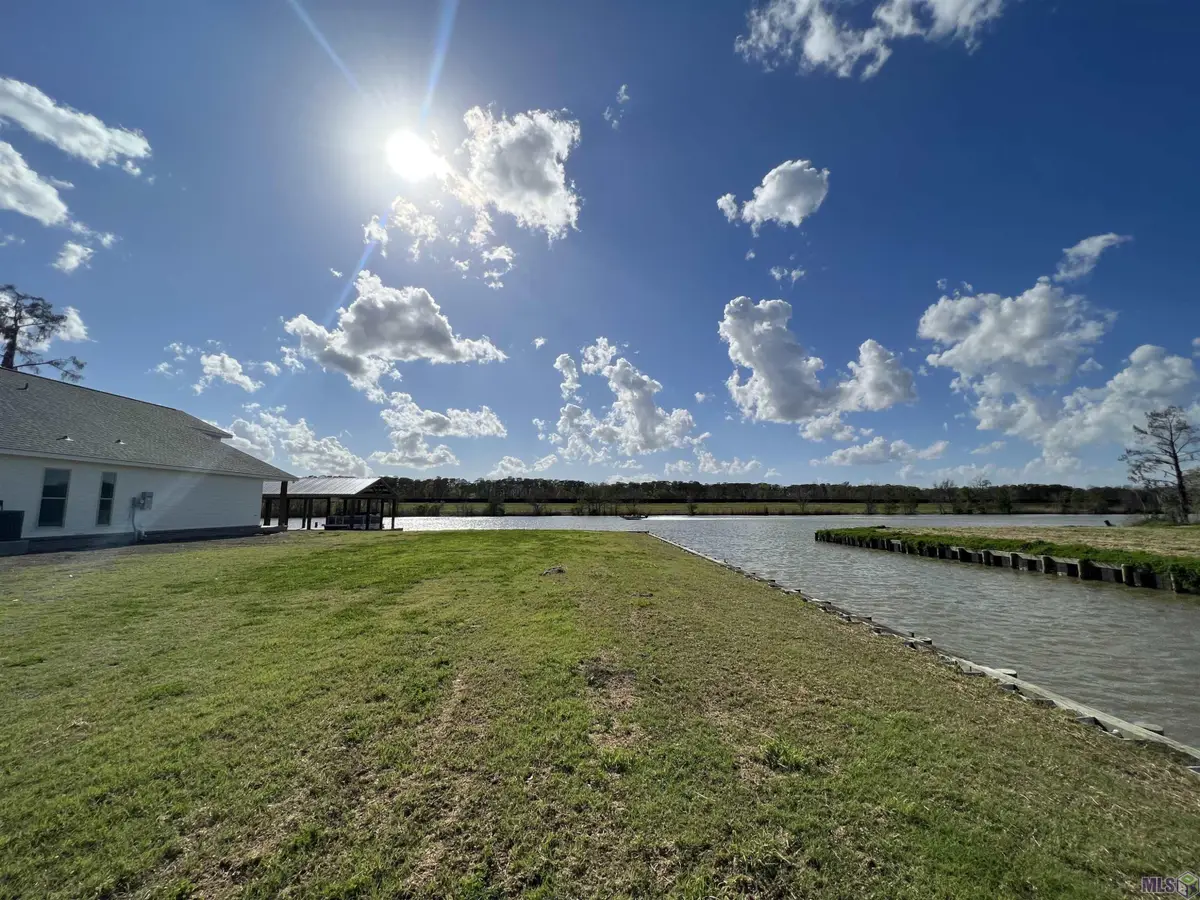 128 Pier 19 Dr, Pierre Part, LA 70339 - #1