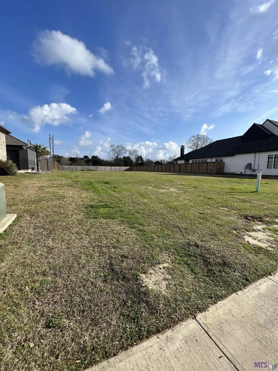 151 Valhalla Blvd, St. George, LA 70810 - #3