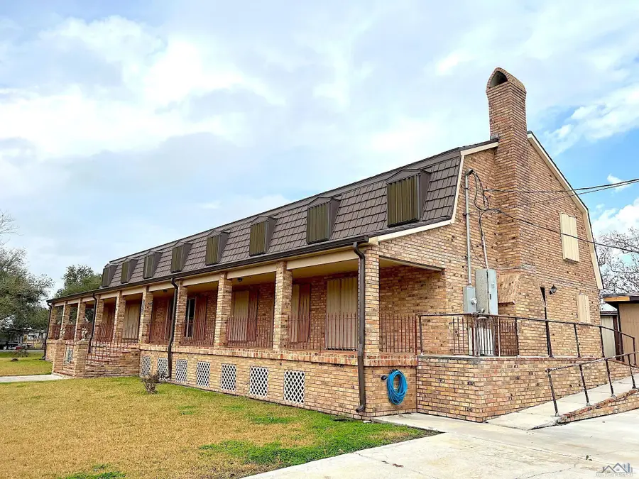 117 Norman St, Golden Meadow, LA 70357 - #2