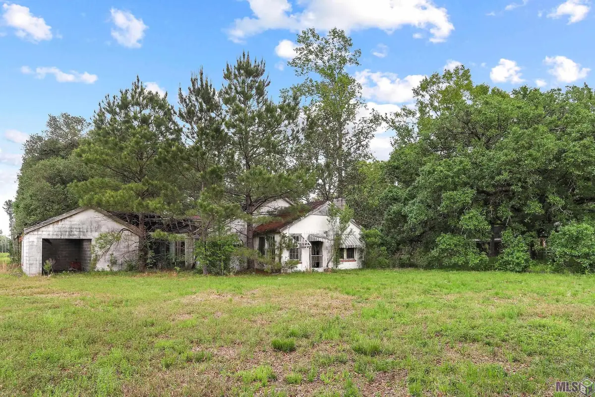 15475 Greenwell Springs Rd, Central, LA 70739 - #1