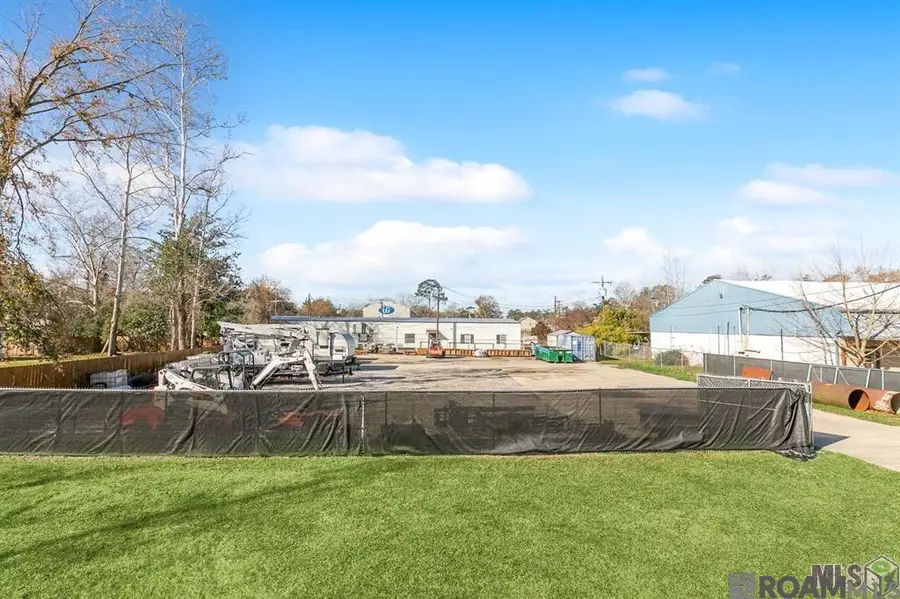 29919 S Frost Rd, Livingston, LA 70754 - #2