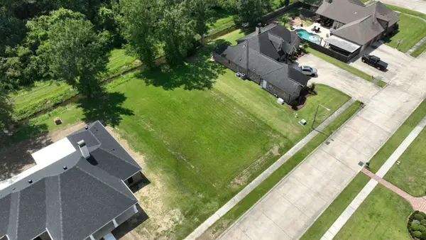 697 Victoria Dr, Berwick, LA 70342