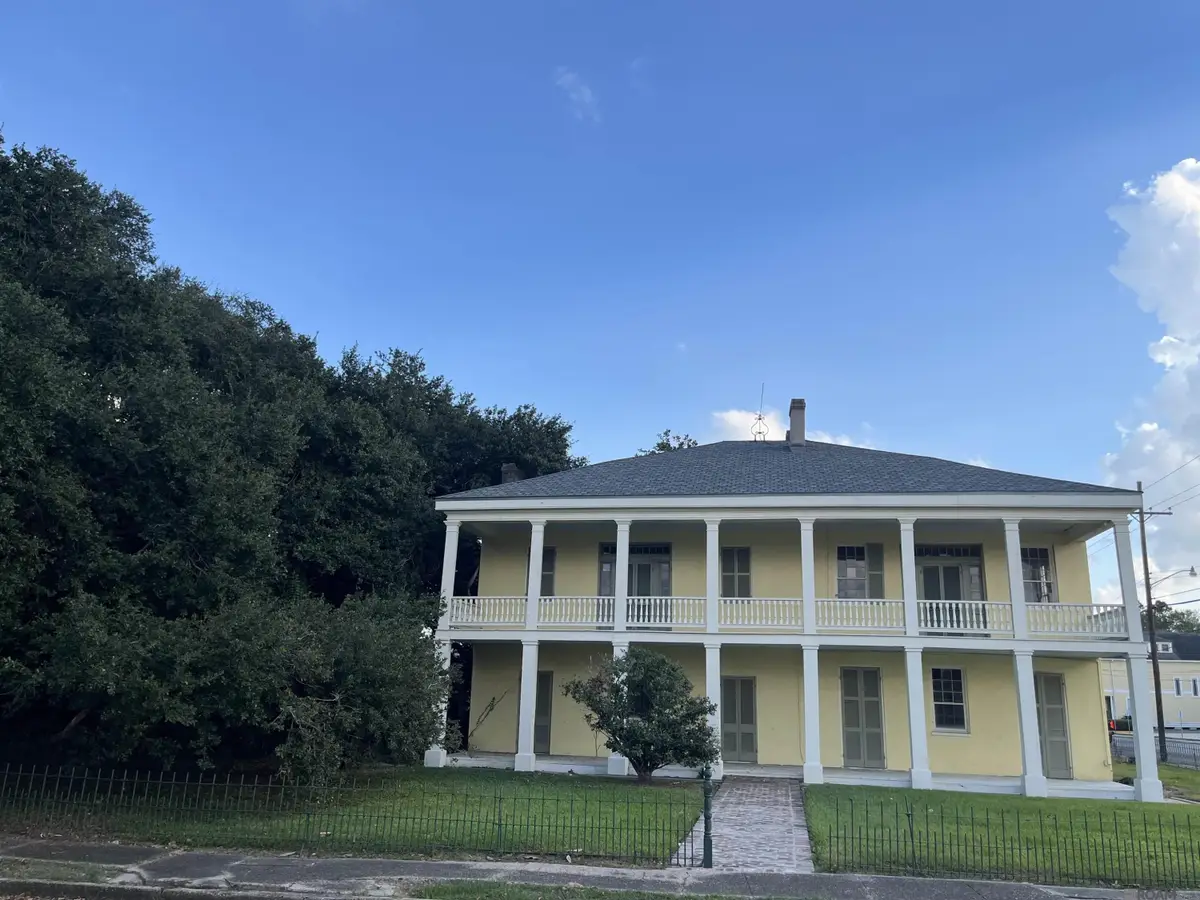 57845 Plaquemine St, Plaquemine, LA 70764 - #1