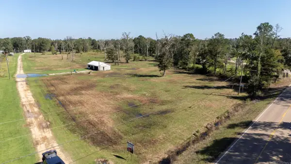 35712 Weiss Road, Walker, LA 70785