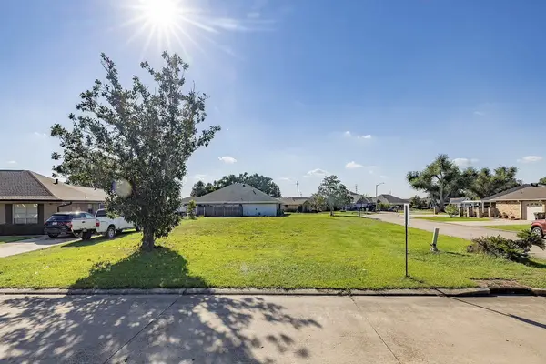 137 Presque Isle Drive, Houma, LA 70363