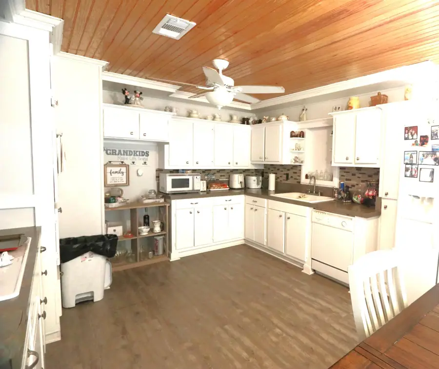 134 Rosethorne Ln, Grand Isle, LA 70358 - #2