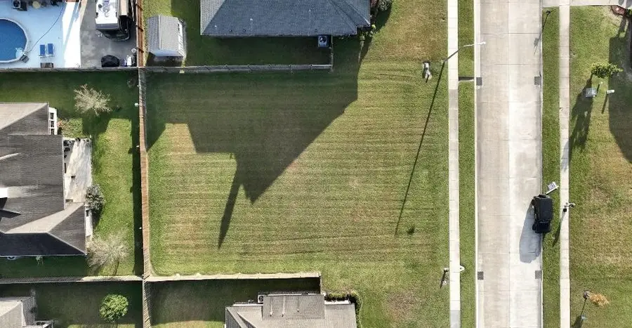 617 Shadowlawn Dr, Berwick, LA 70342 - #2