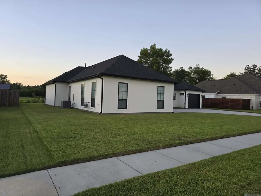 198 River Place, Hahnville, LA 70057 - #2