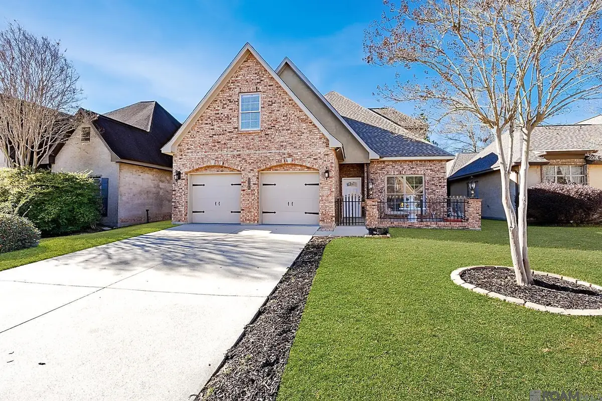 3306 Grassy Lake Dr, Baton Rouge, LA 70816 - #1