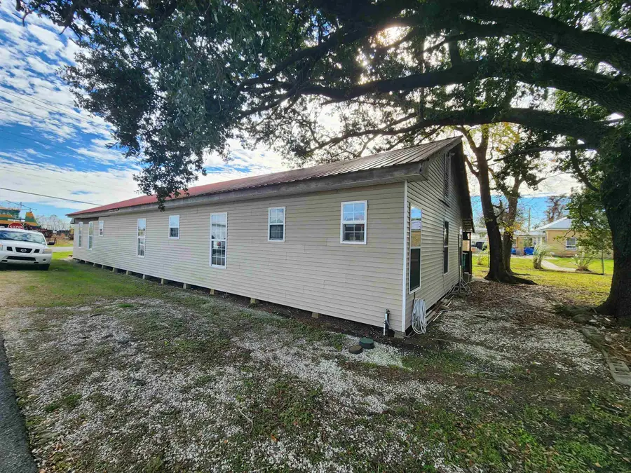 2002 South Bayou Drive, Golden Meadow, LA 70357 - #2