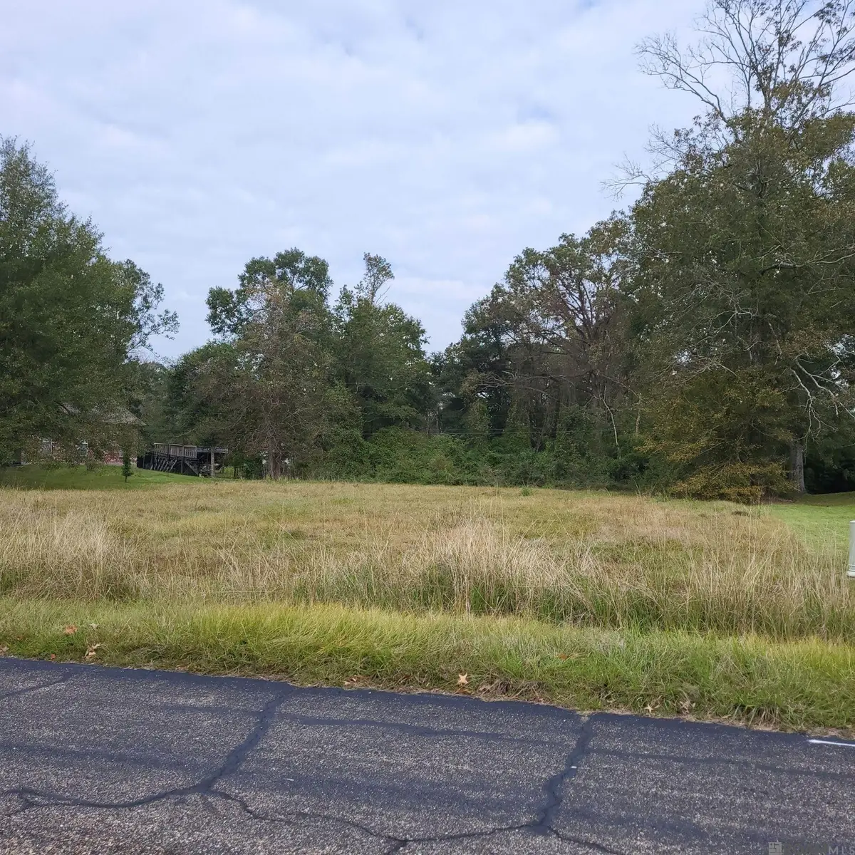16835 E Coliseum Ave, Baton Rouge, LA 70816 - #1