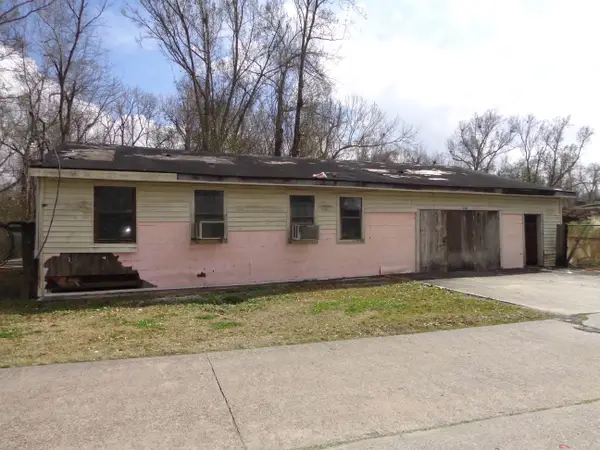 284 Carlos Street, Houma, LA 70364