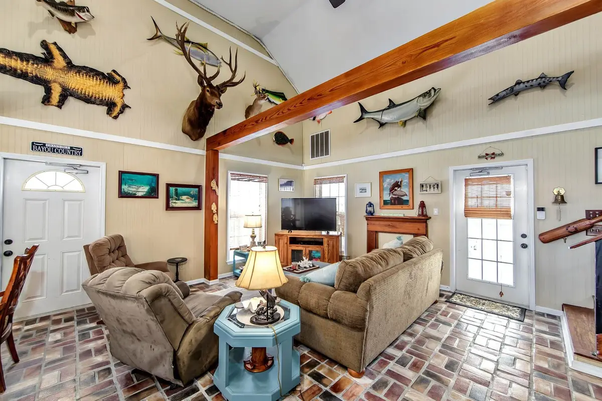 172 Rosethorne Ln, Grand Isle, LA 70358 - #1