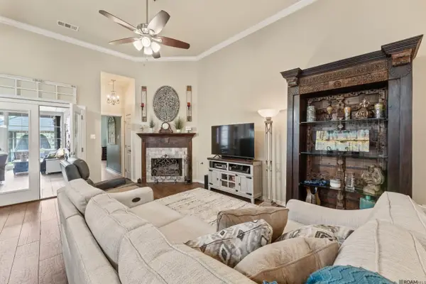 21161 Waterfront East Dr, Maurepas, LA 70449
