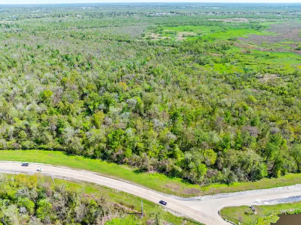 2006 St Louis Canal Road, Houma, LA 70364