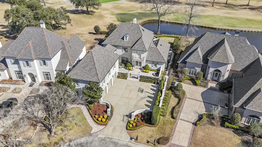 19011 E Pinnacle Cir, Baton Rouge, LA 70810 - #2