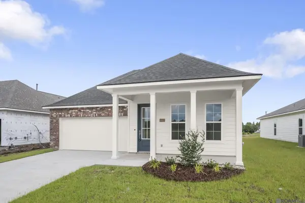10027 Pelican Pointe Lane, Baton Rouge, LA 70810