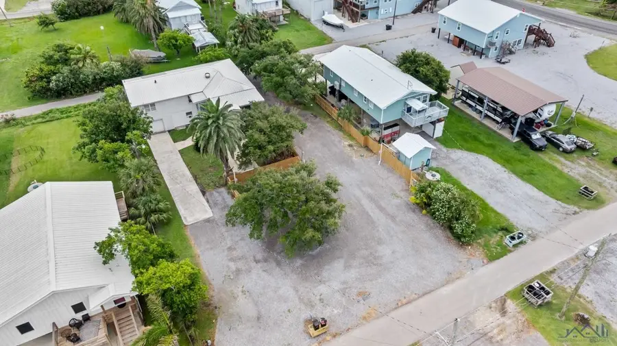 124 Cedar Ln, Grand Isle, LA 70358 - #2