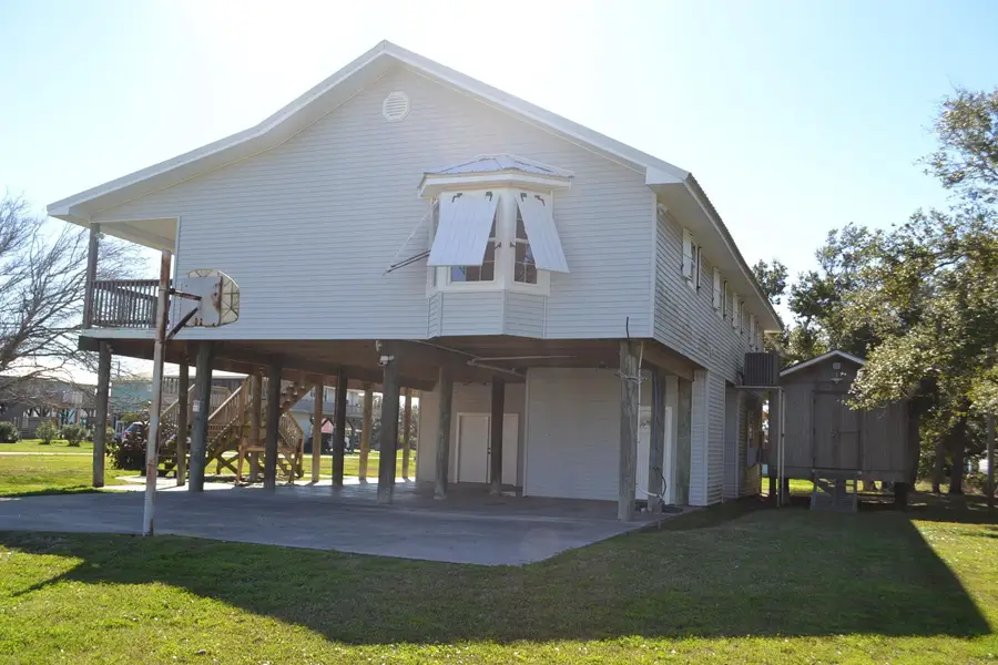 145 Elm Lane, Grand Isle, LA 70358 - #3