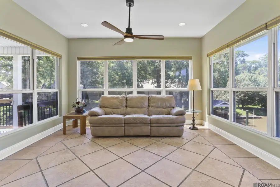 14442 Samantha Dr, Port Vincent, LA 70726 - #2