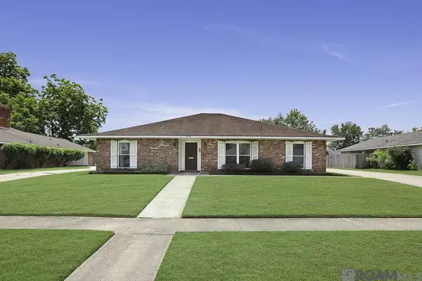 8958 Cottage Dr, Baton Rouge, LA 70806