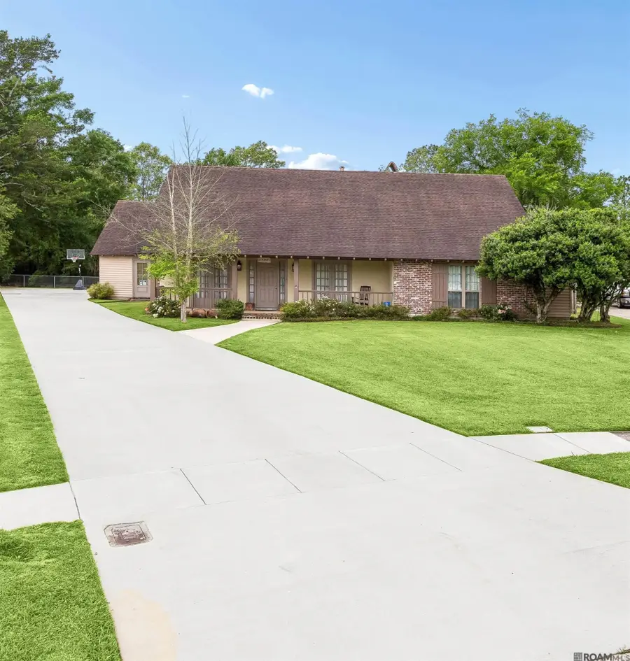 1588 Havenwood Dr, Baton Rouge, LA 70815 - #2