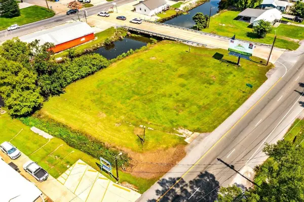 6875 West Main Street, Houma, LA 70360