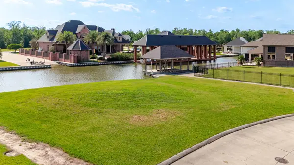 314 Tigerlily Dr, Houma, LA 70360