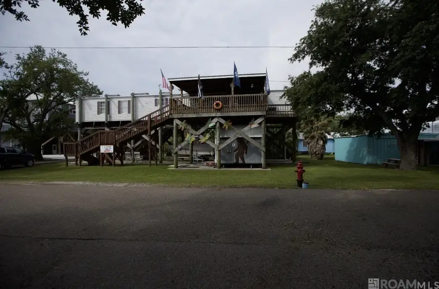 225 Chighizola Lane, Grand Isle, LA 70358 - #2