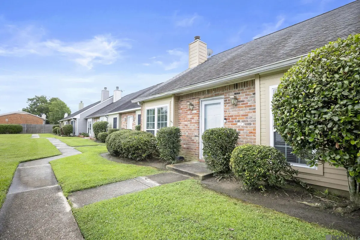 12441 Coursey Bl, Baton Rouge, LA 70816 - #1