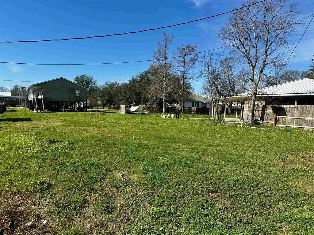 203 Chauvin St, Chauvin, LA 70344 - #1