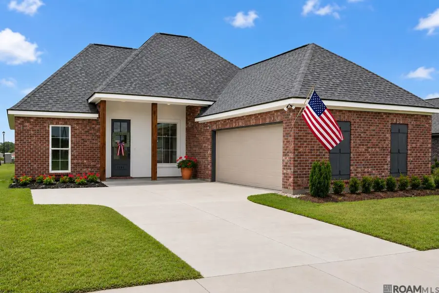 1544 Cannes Ave, Zachary, LA 70791 - #2