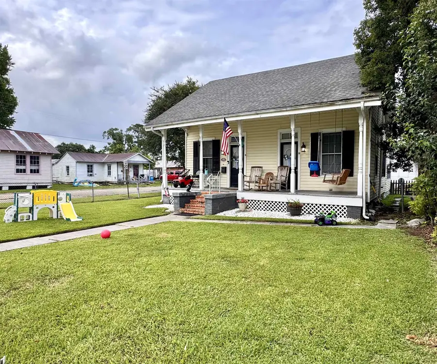922 Fourth St, Morgan City, LA 70380 - #3