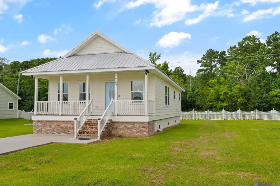 26309 Riverscape Dr, Springfield, LA 70462 - #3