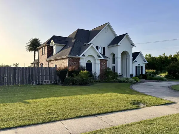 400 Renwick, Berwick, LA 70342