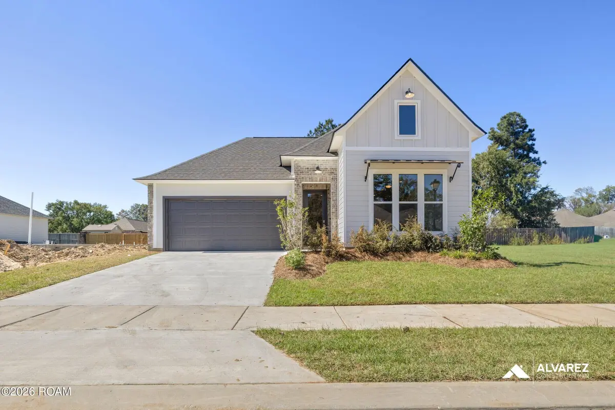 6844 Garden Hill Dr, Baton Rouge, LA 70817 - #1