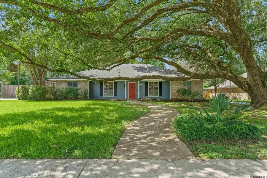 12674 S Highmeadow Ct, Baton Rouge, LA 70816 - #2
