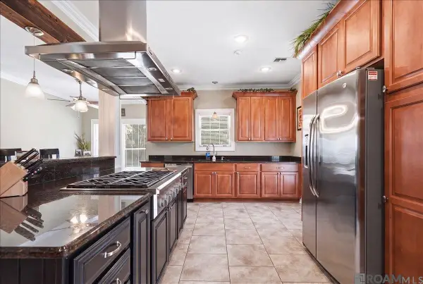221 Bedford Street, Laplace, LA 70068