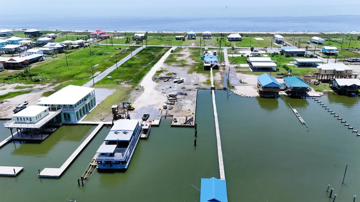 1979 Highway 1, Grand Isle, LA 70358 - #1