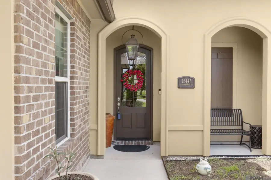 15447 Mistybrook Dr, Baton Rouge, LA 70816 - #2