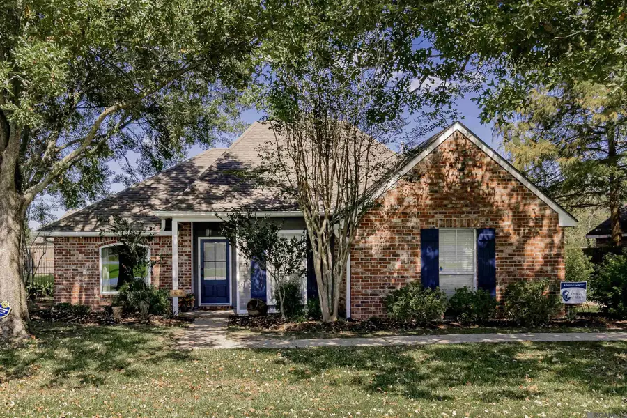18238 Lake Iris Ave, Baton Rouge, LA 70817 - #2