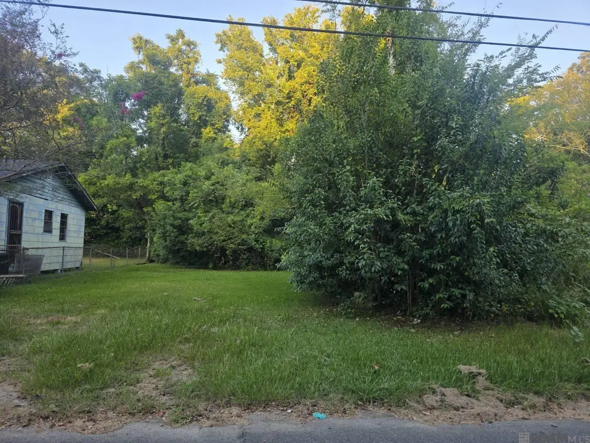 830 N 32nd St, Baton Rouge, LA 70802 - #1